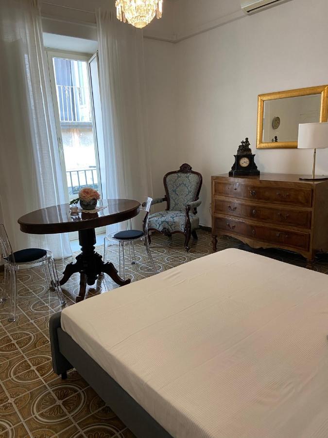 In San Domenico Maggiore 3 Bed & Breakfast Napoli
