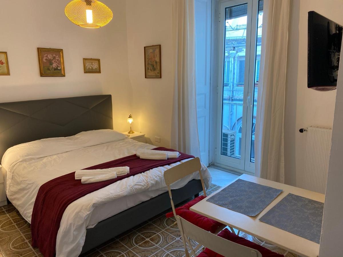 Couette-café In San Domenico Maggiore 3