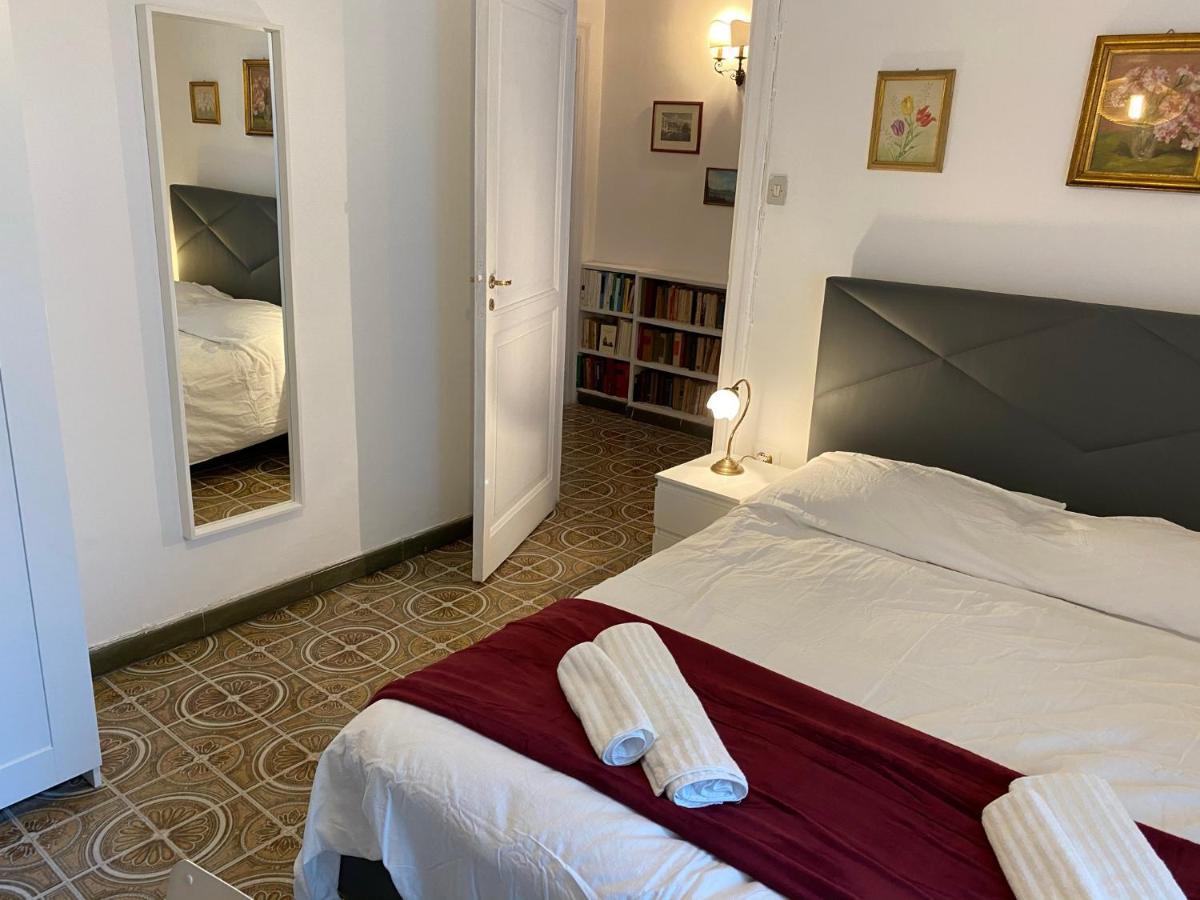 In San Domenico Maggiore 3 Bed & Breakfast Napels